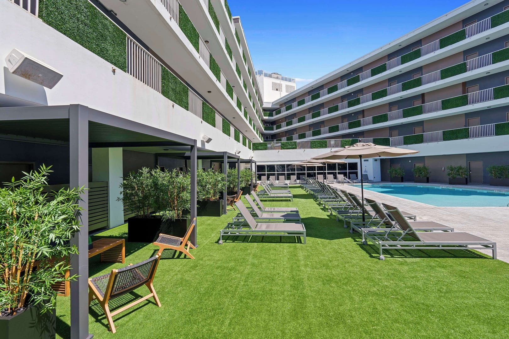 B Ocean Resort Fort Lauderdale Beach