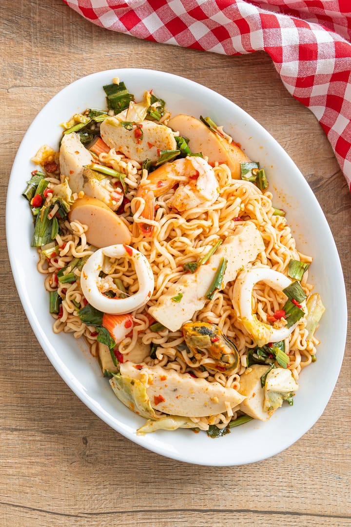 Instant Noodle Salad