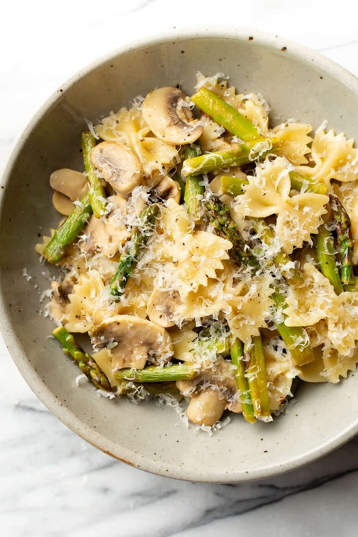 Asparagus and Mushroom Pasta