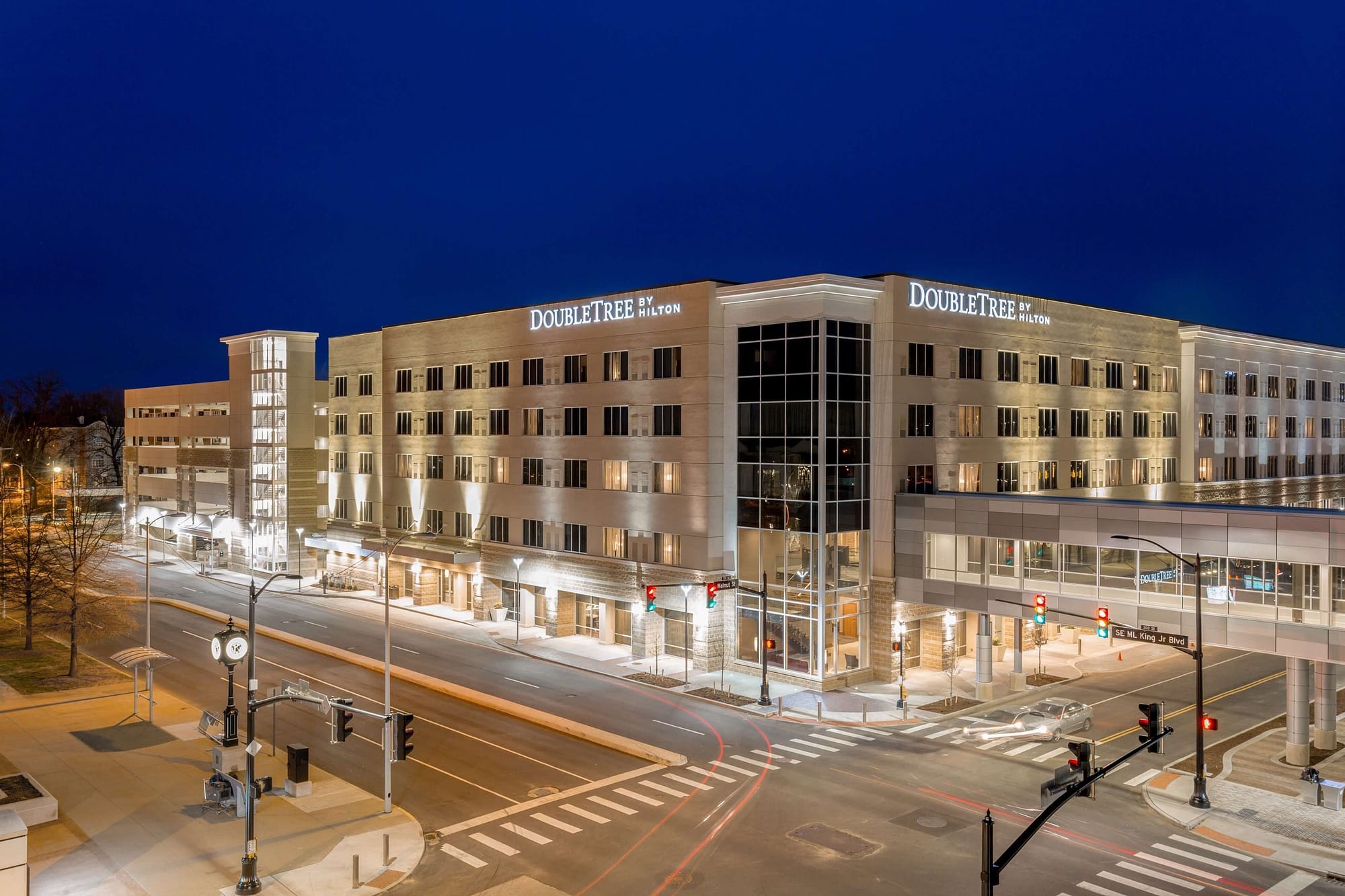 Building view of DoubleTree by Hilton Evansville