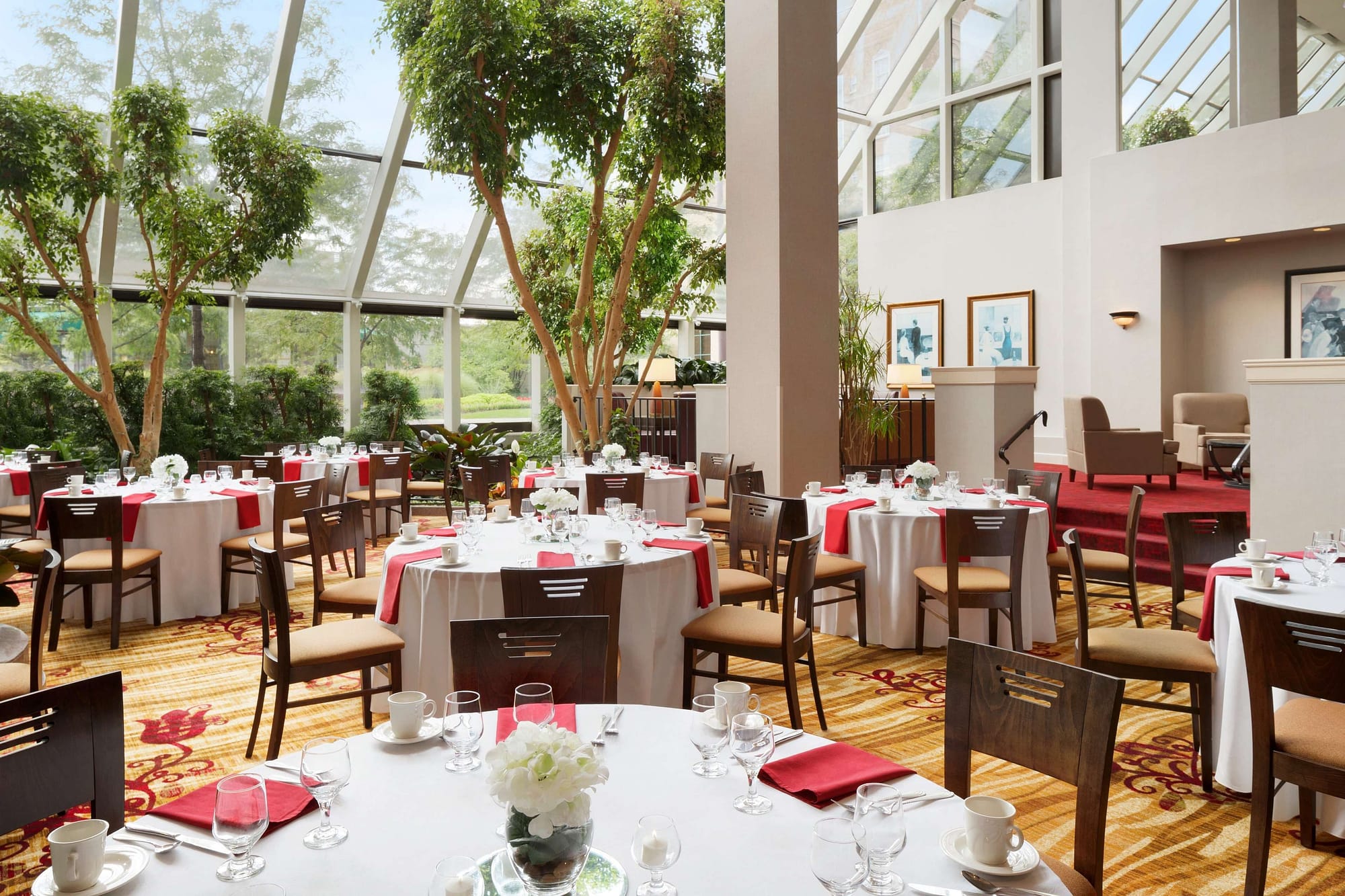 Restaurant view of Hilton Fort Wayne at the Grand Wayne Convention Center