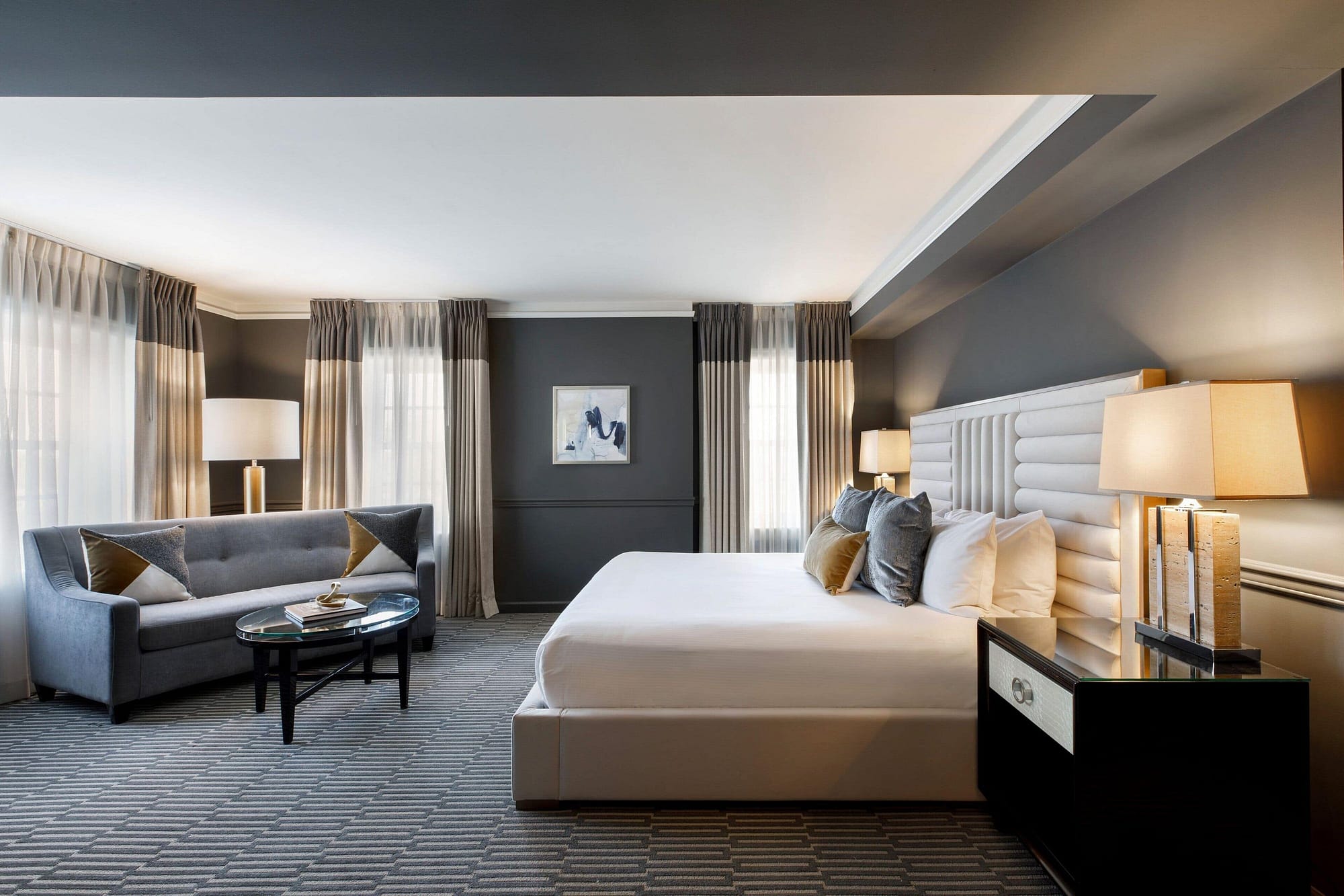 Bedroom view of Ambassador Hotel Tulsa, Autograph Collection