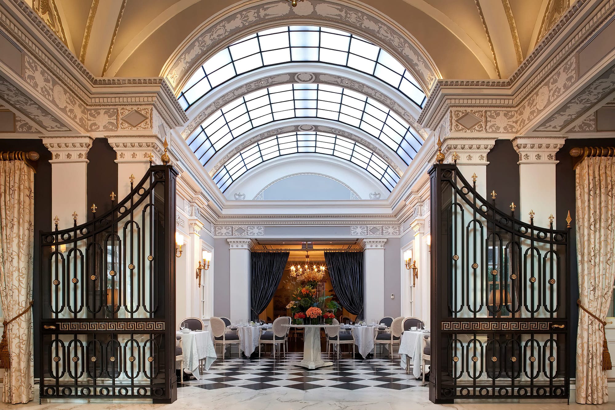 Restaurant view of The Jefferson, Washington, DC
