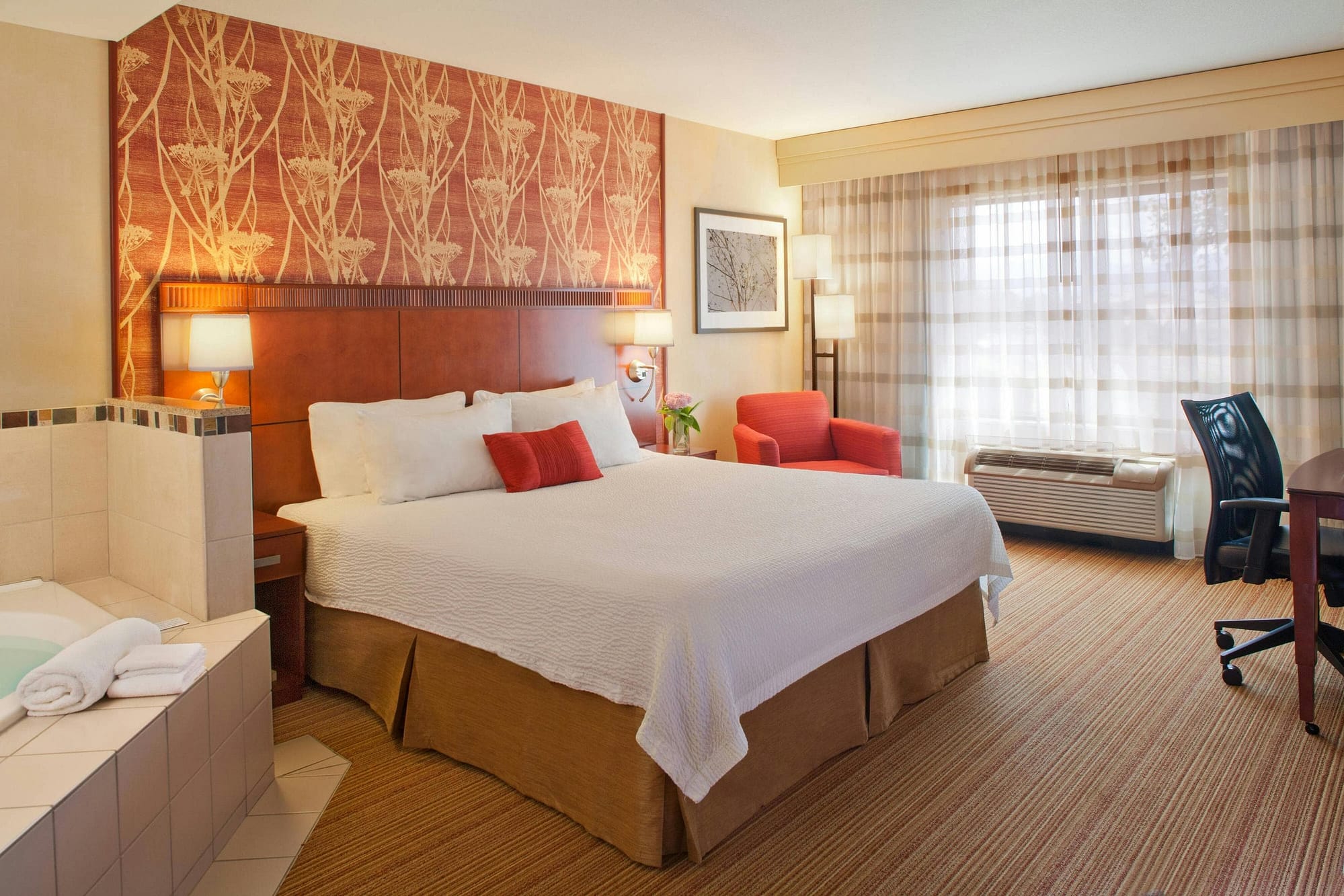 Courtyard by Marriott Medford Airport