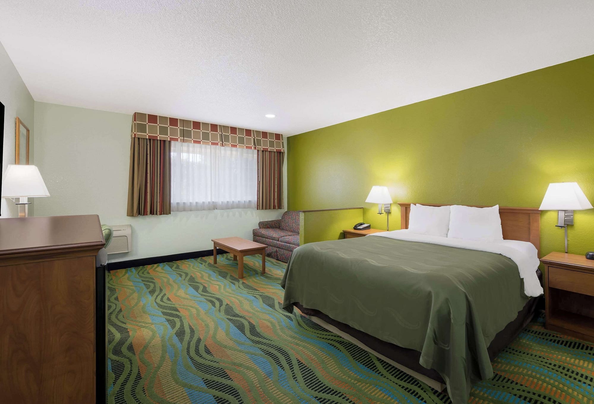 Quality Inn & Suites
