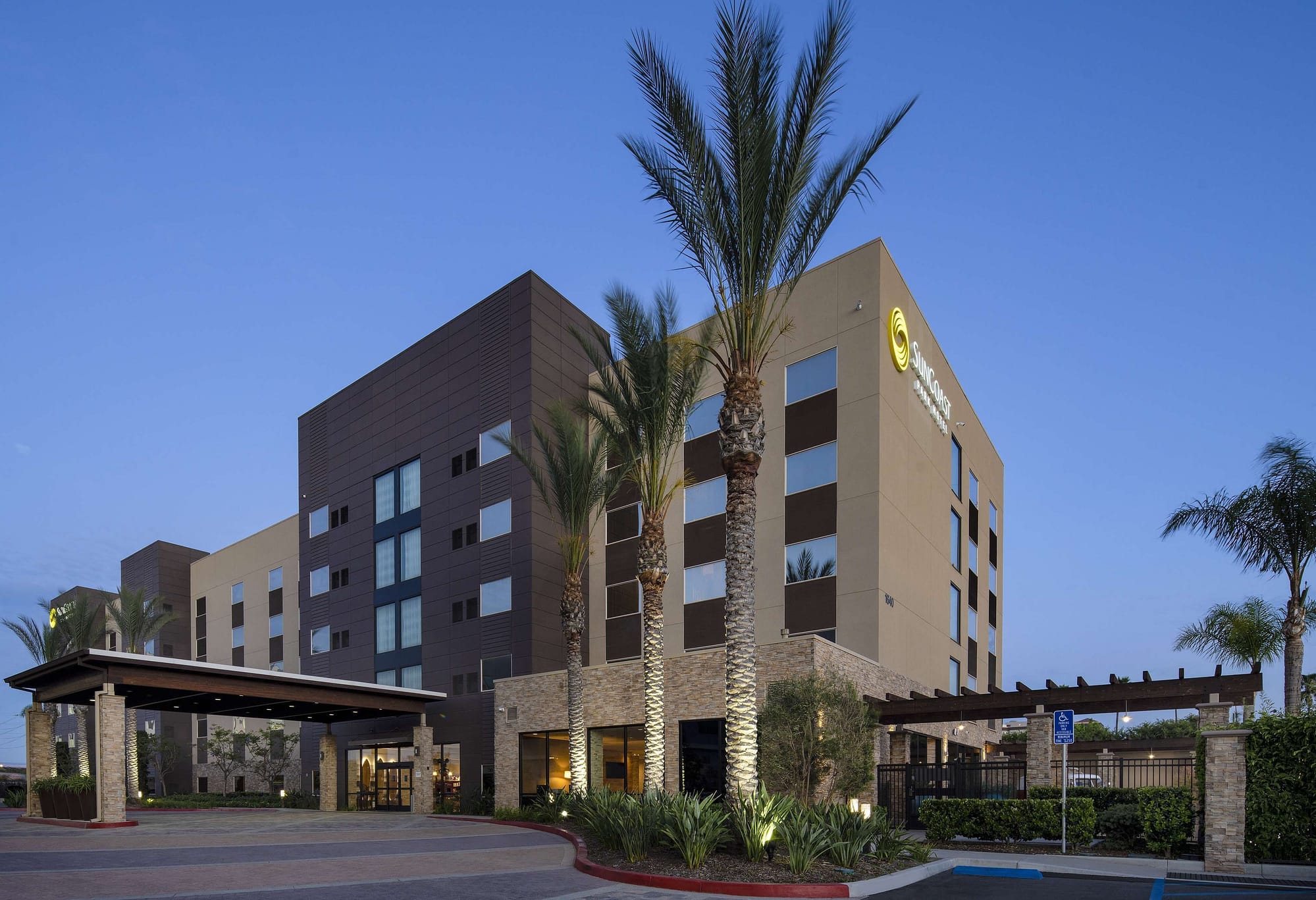 SunCoast Park Hotel, Tapestry Collection by Hilton