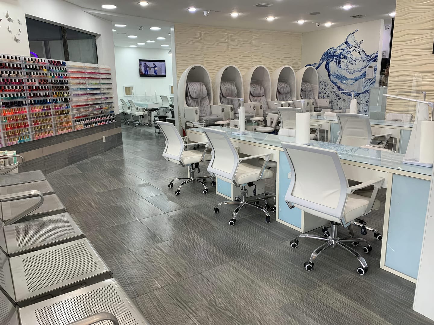 Neo Nails interior