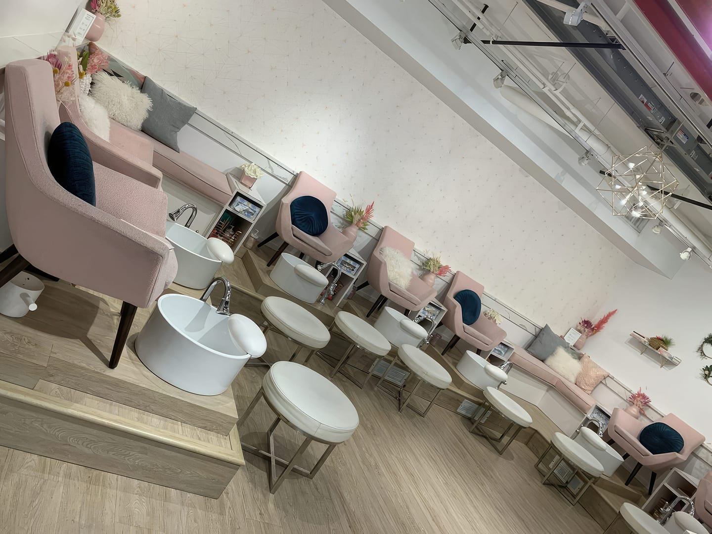 Paintbucket Brooklyn interior