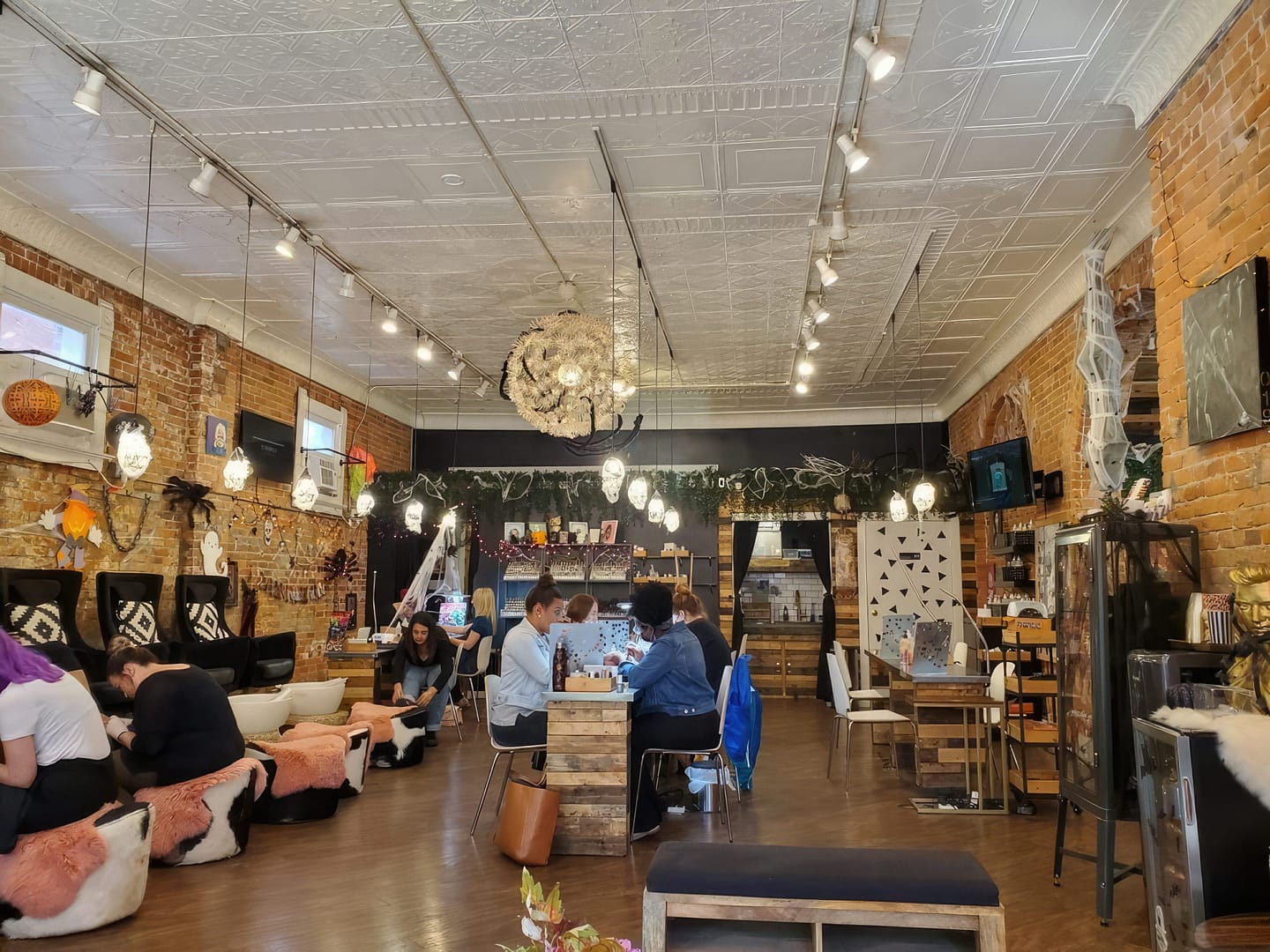 Lacquer Gallery interior