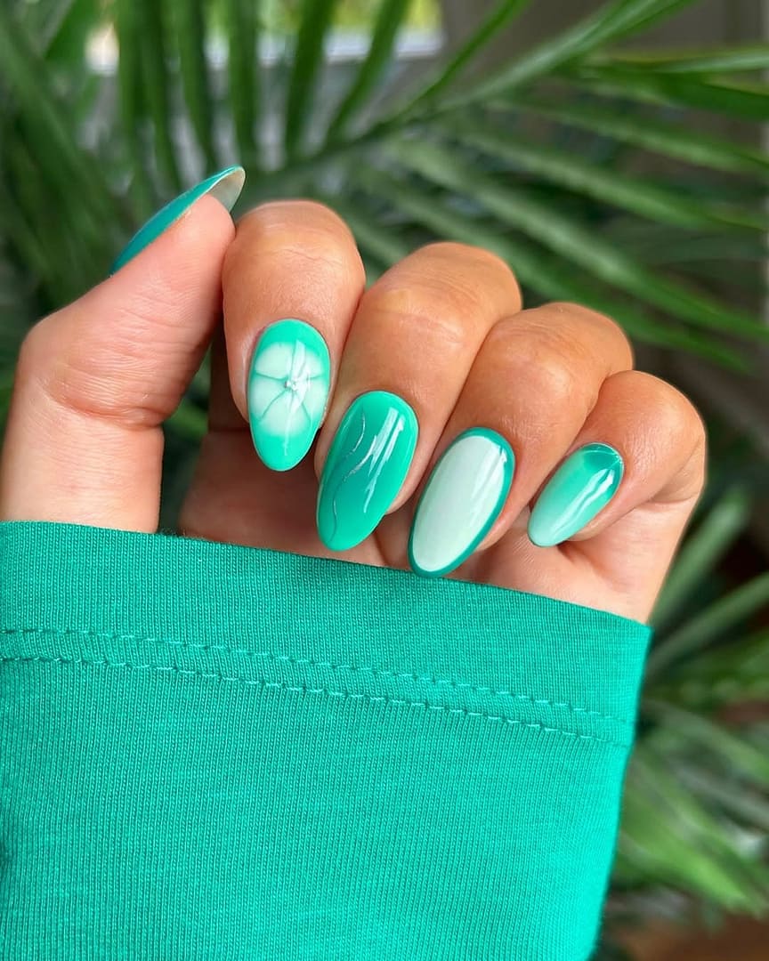 Summer nails