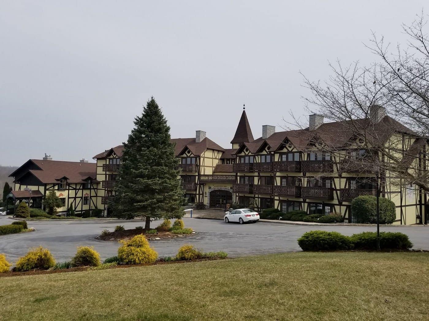 Outside view of Bavarian Inn