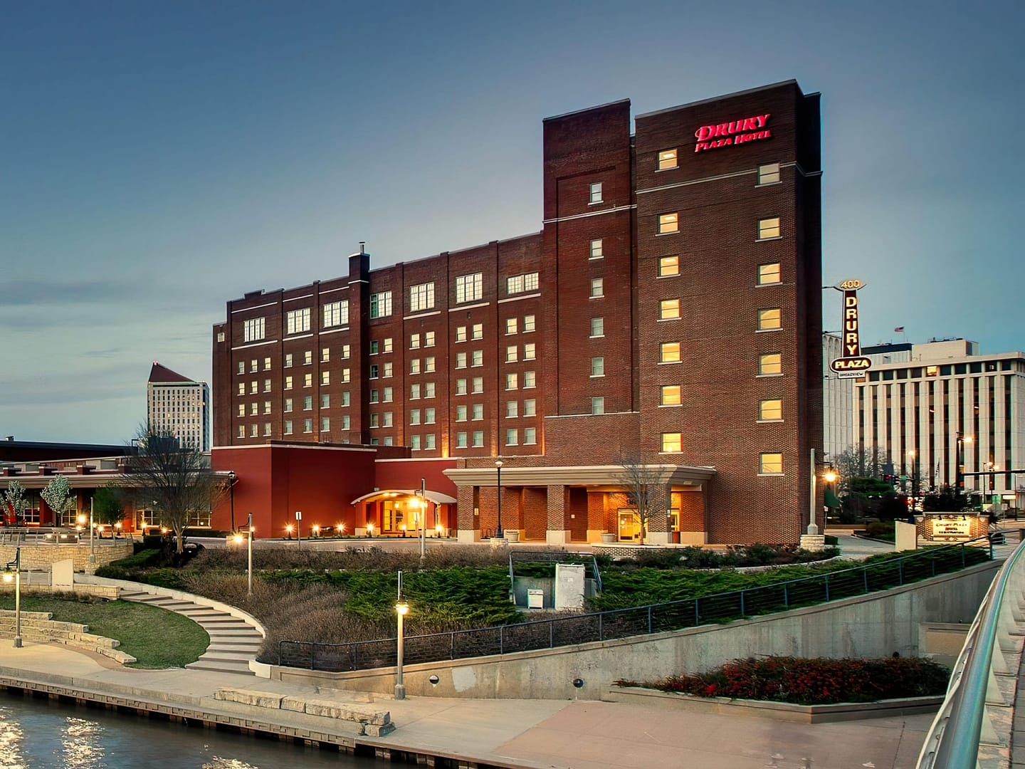 Building view of Drury Plaza Hotel Broadview Wichita