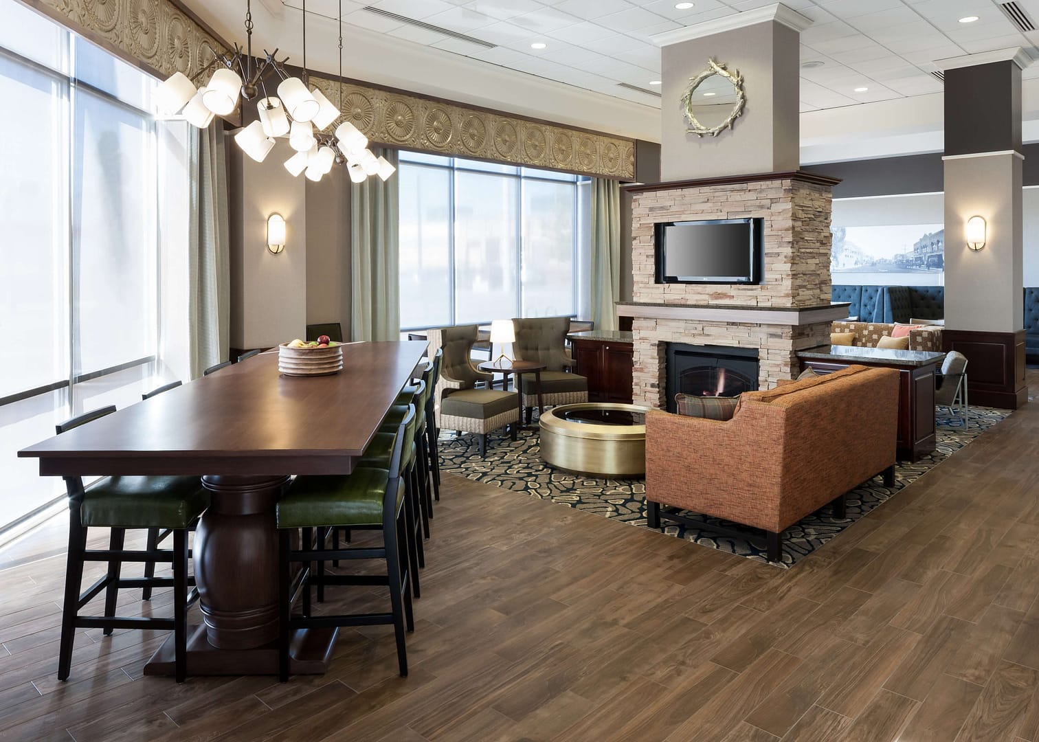 Lobby view of Hampton Inn & Suites Boise Downtown