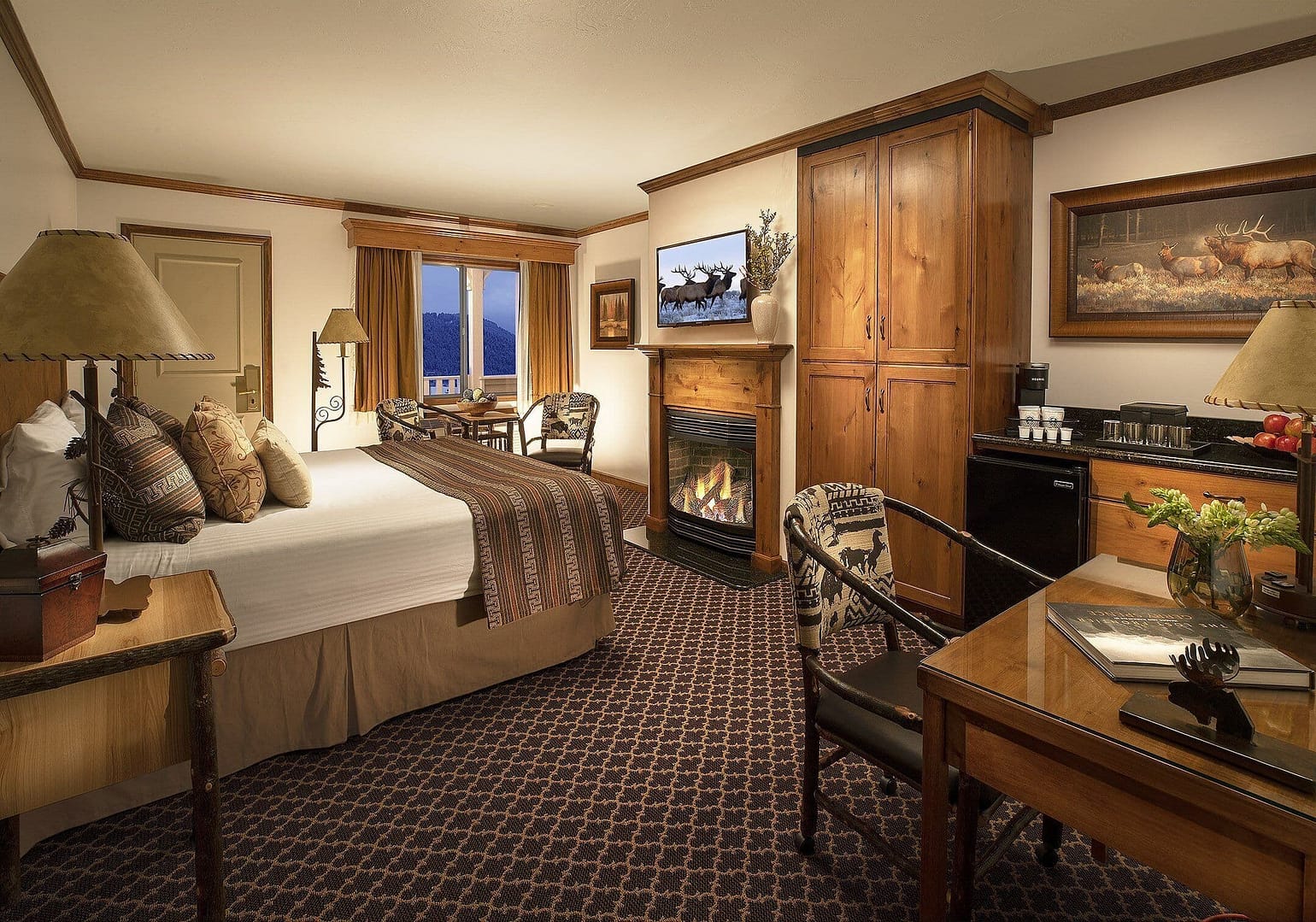 Bedroom view of Parkway Inn of Jackson Hole