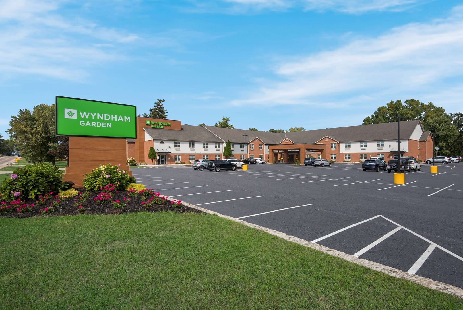 Building view of Wyndham Garden Galena Hotel & Day Spa