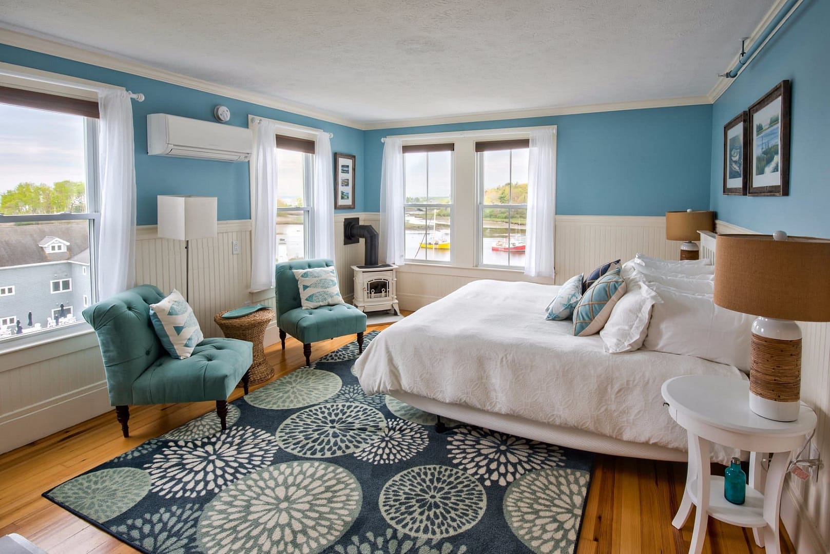 Bedroom view of Nonantum Resort