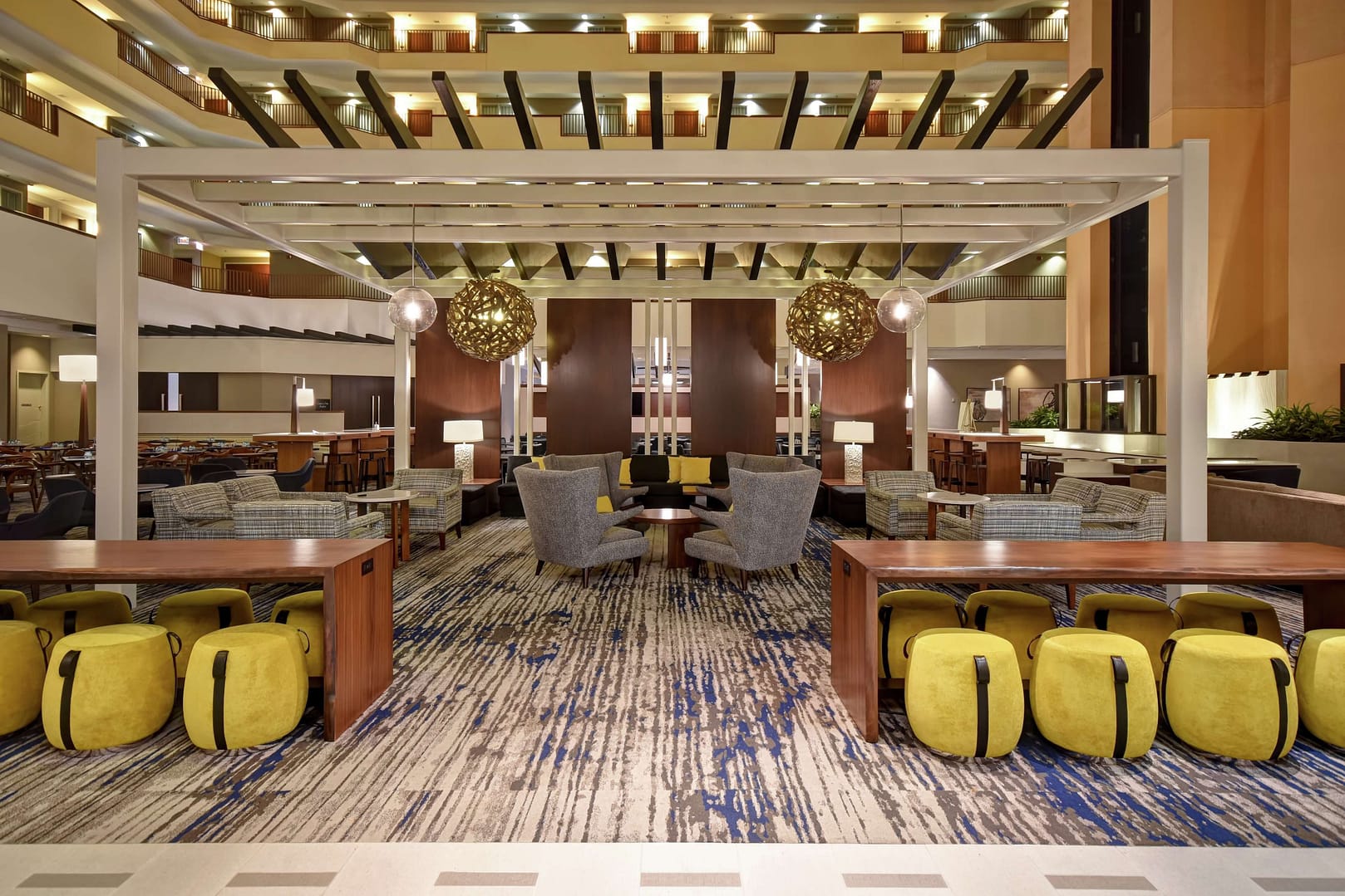 Lounge view of Embassy Suites Charleston