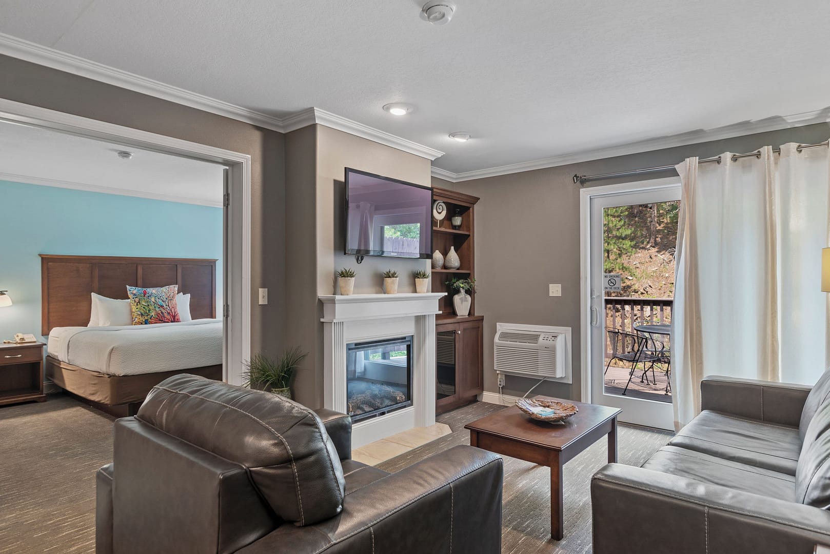 Living room view of Deadwood Gulch Resort, Trademark Collection by Wyndham