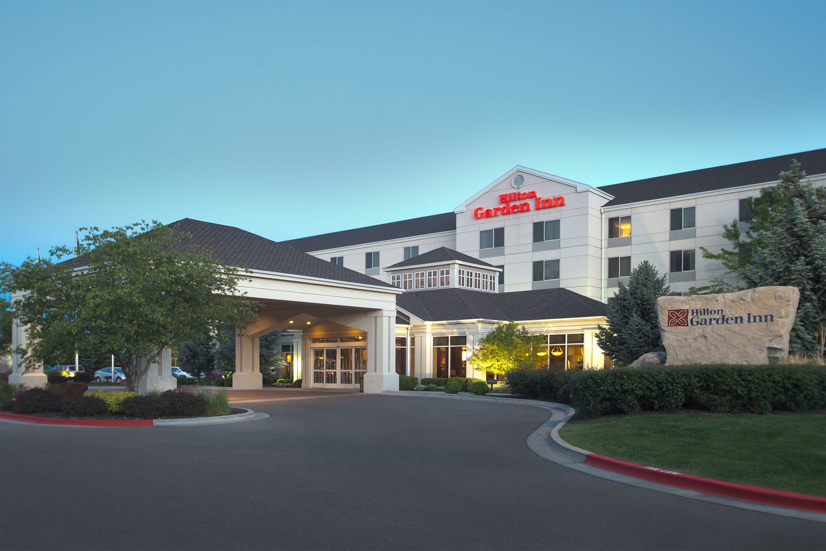 Building view of Hilton Garden Inn Boise Spectrum