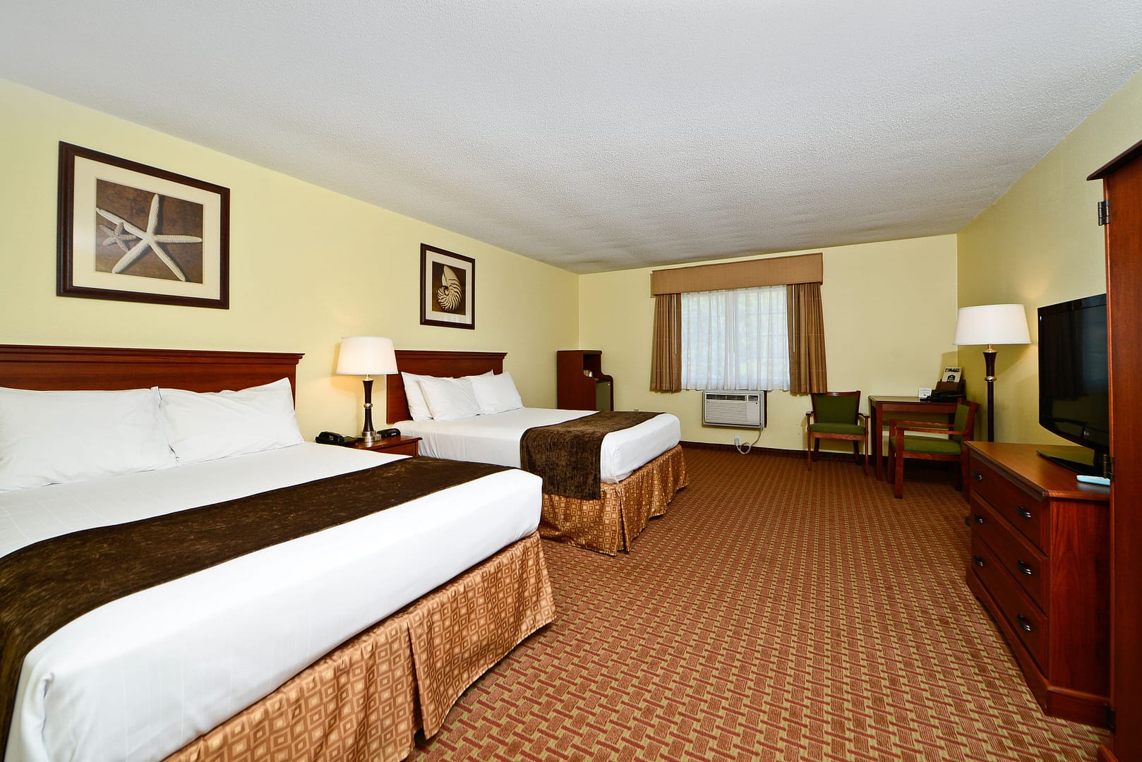 Bedroom view of Best Western York Inn