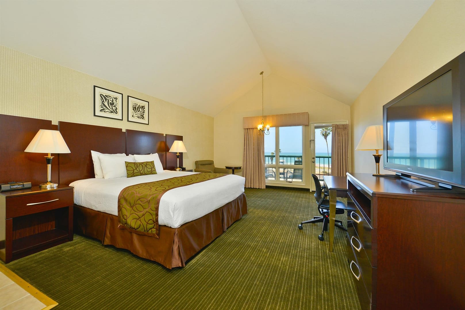 Bedroom view of Best Western Plus Dana Point Inn-by-the-Sea