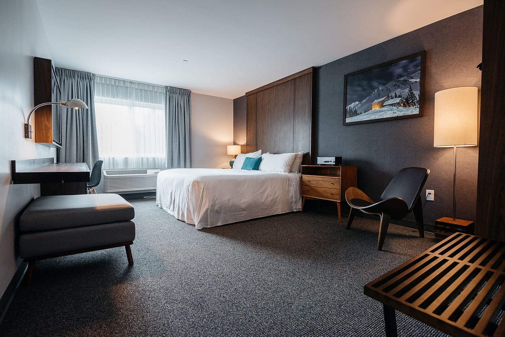 Bedroom view of Park City Peaks Hotel