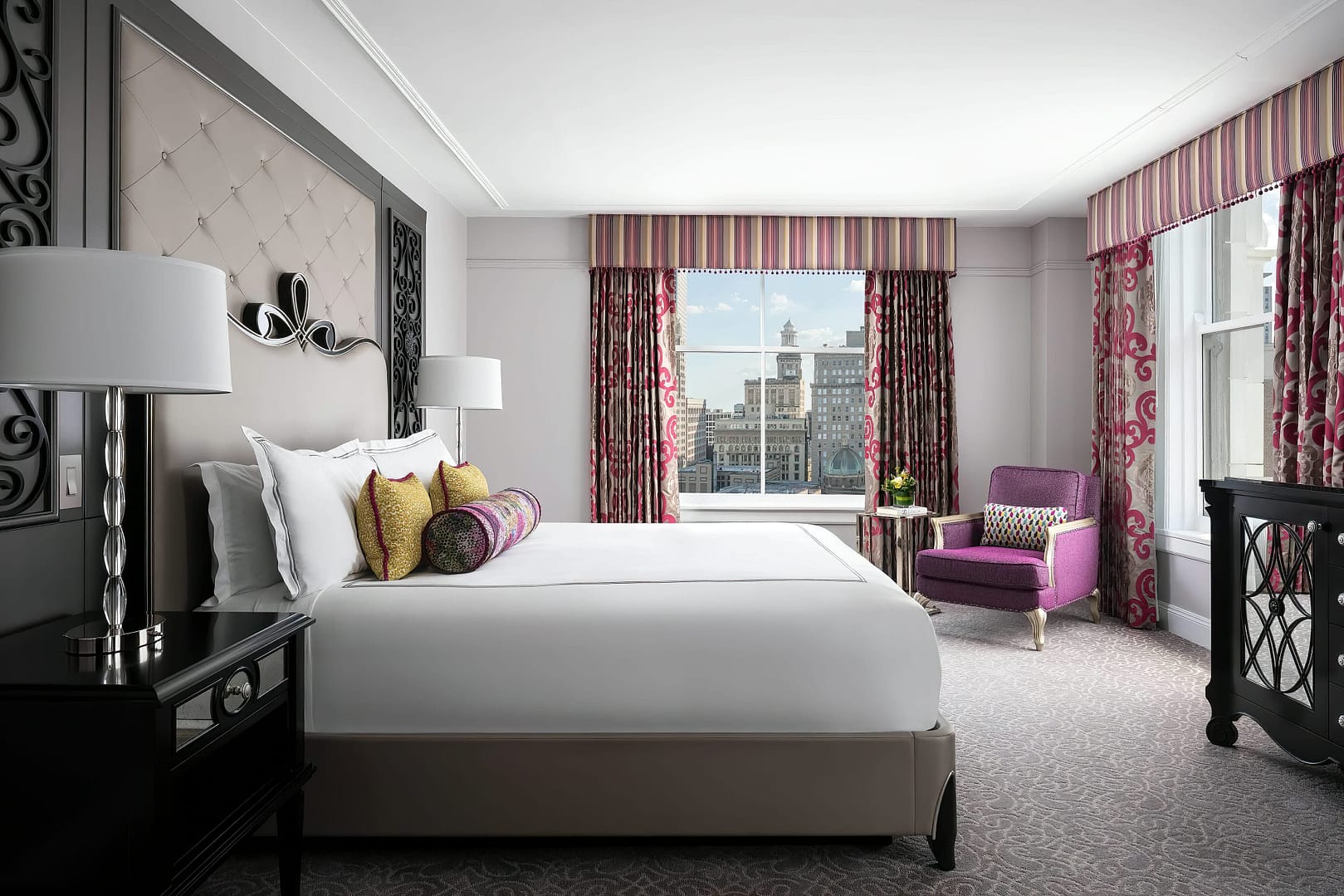 Bedroom view of The Ritz-Carlton, New Orleans