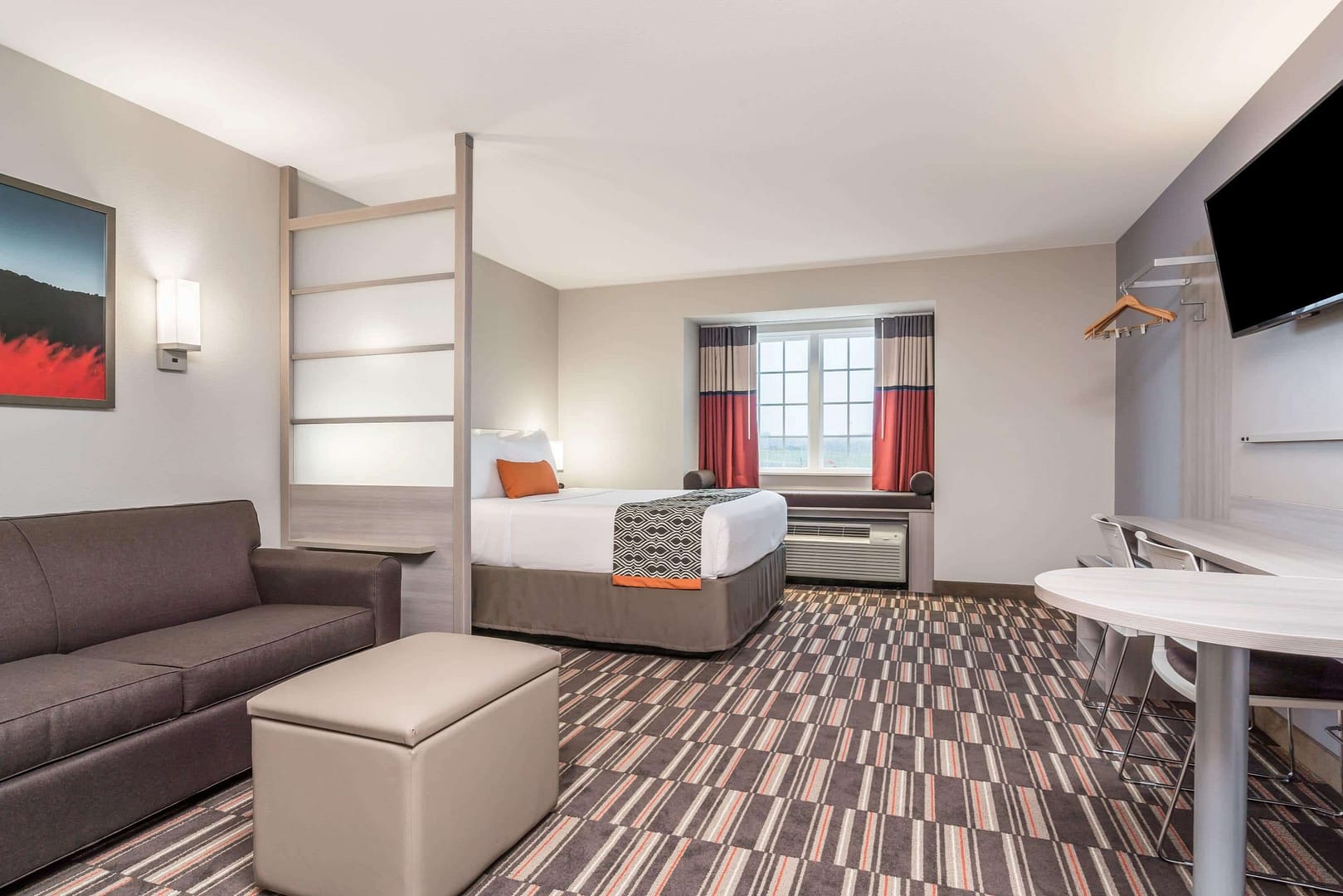 Bedroom view of Microtel Inn & Suites by Wyndham Rochester South Mayo Clinic