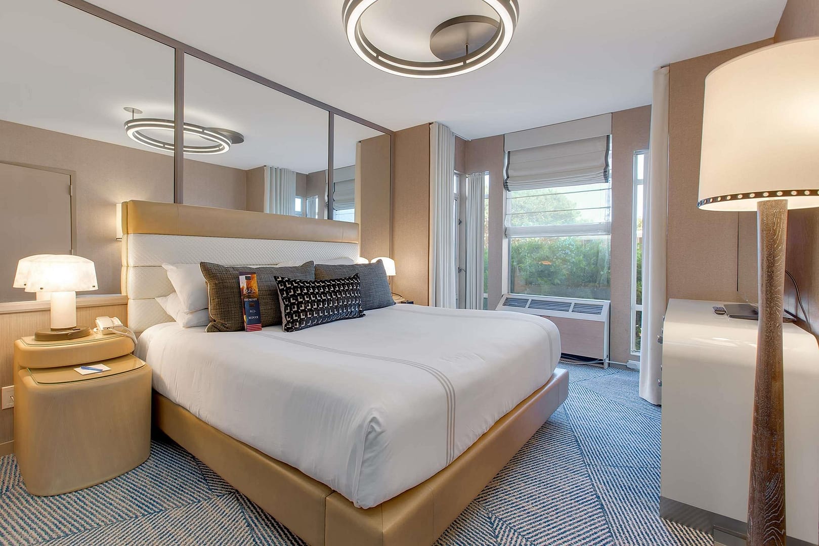 Bedroom view of Hotel Zoe Fisherman's Wharf