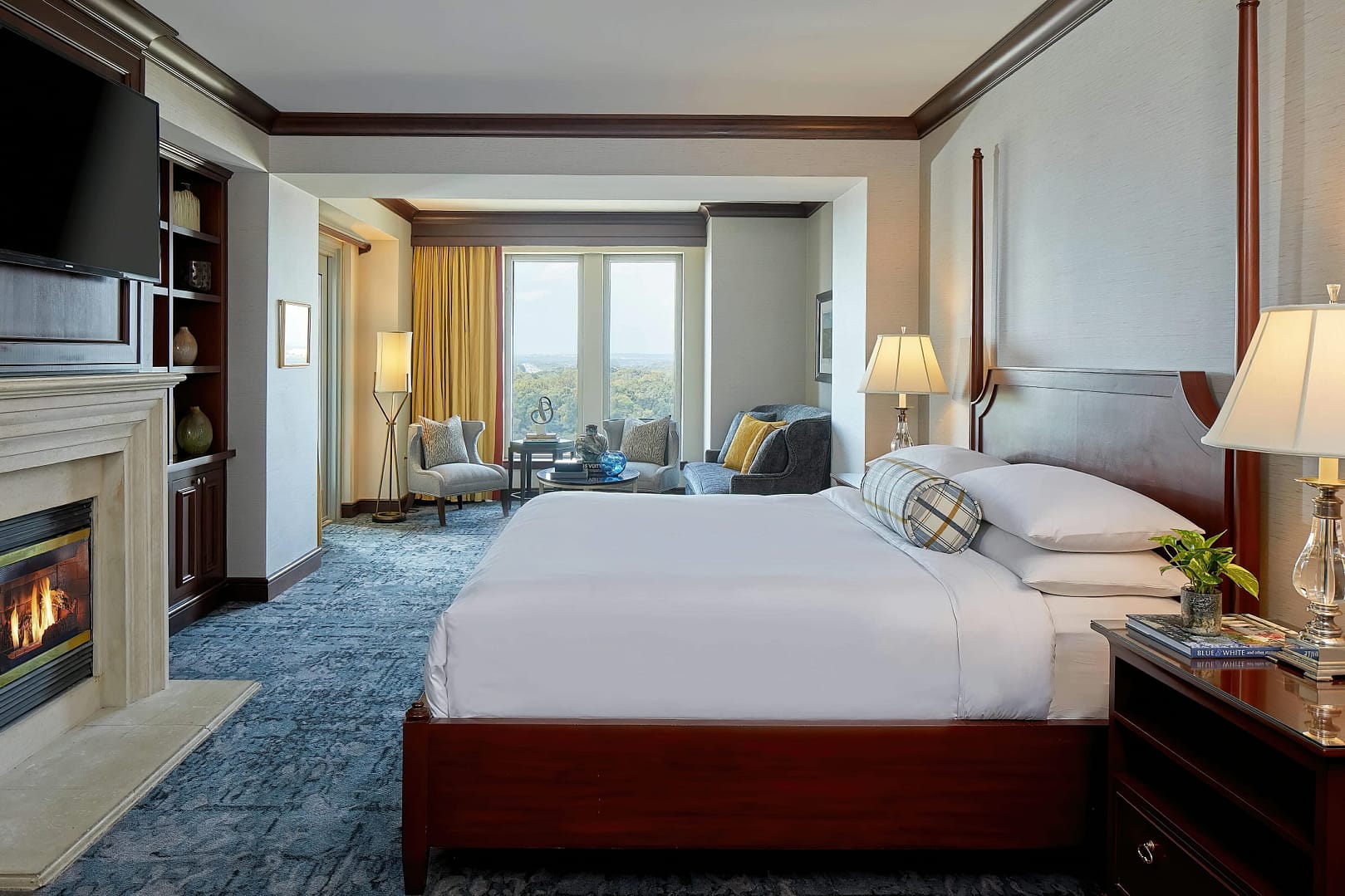 Bedroom view of Renaissance Montgomery Hotel & Spa at the Convention Center