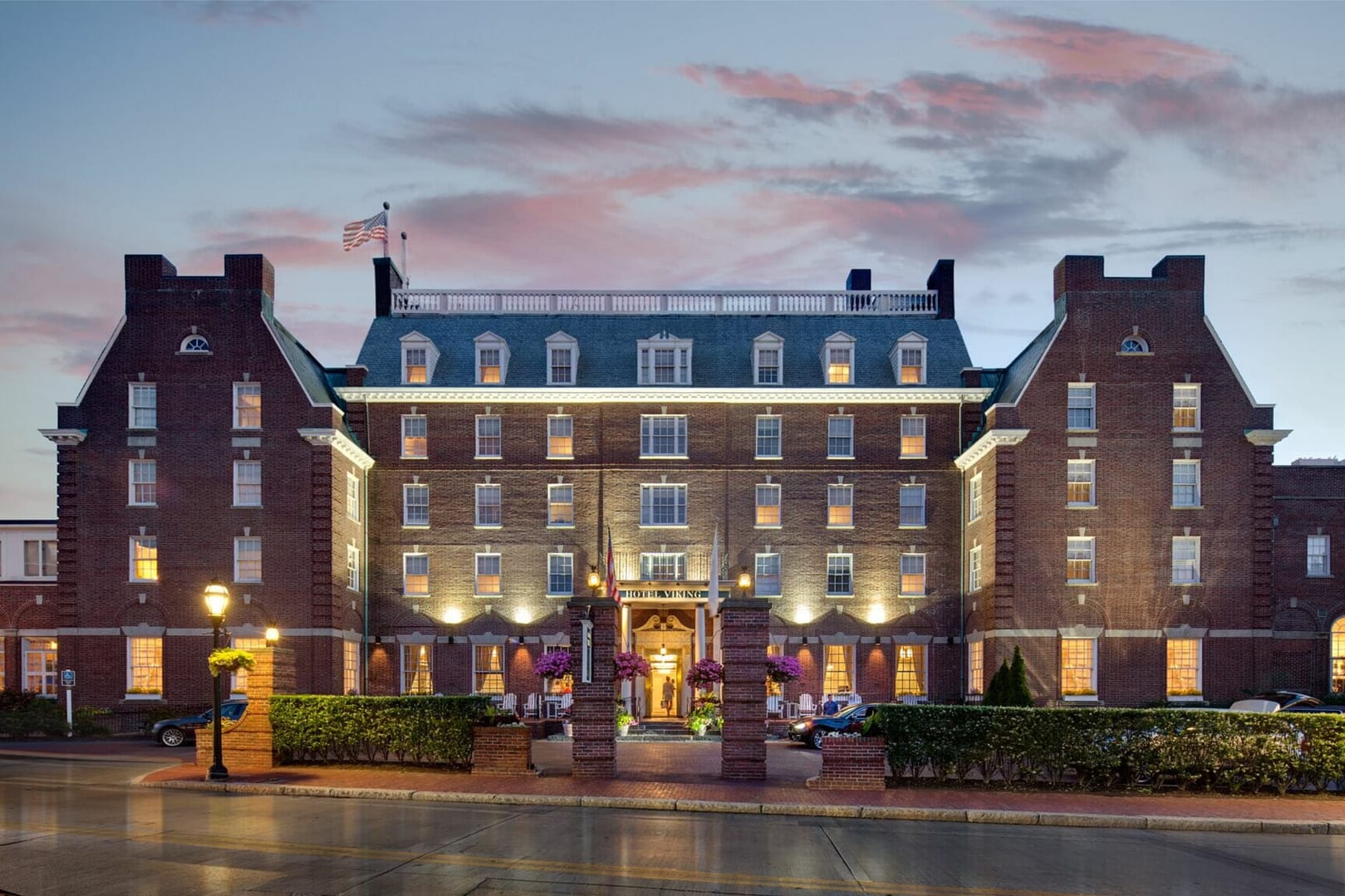 Building view of Hotel Viking