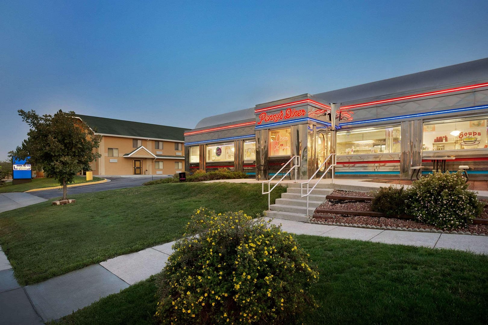 Building view of Travelodge by Wyndham Cheyenne