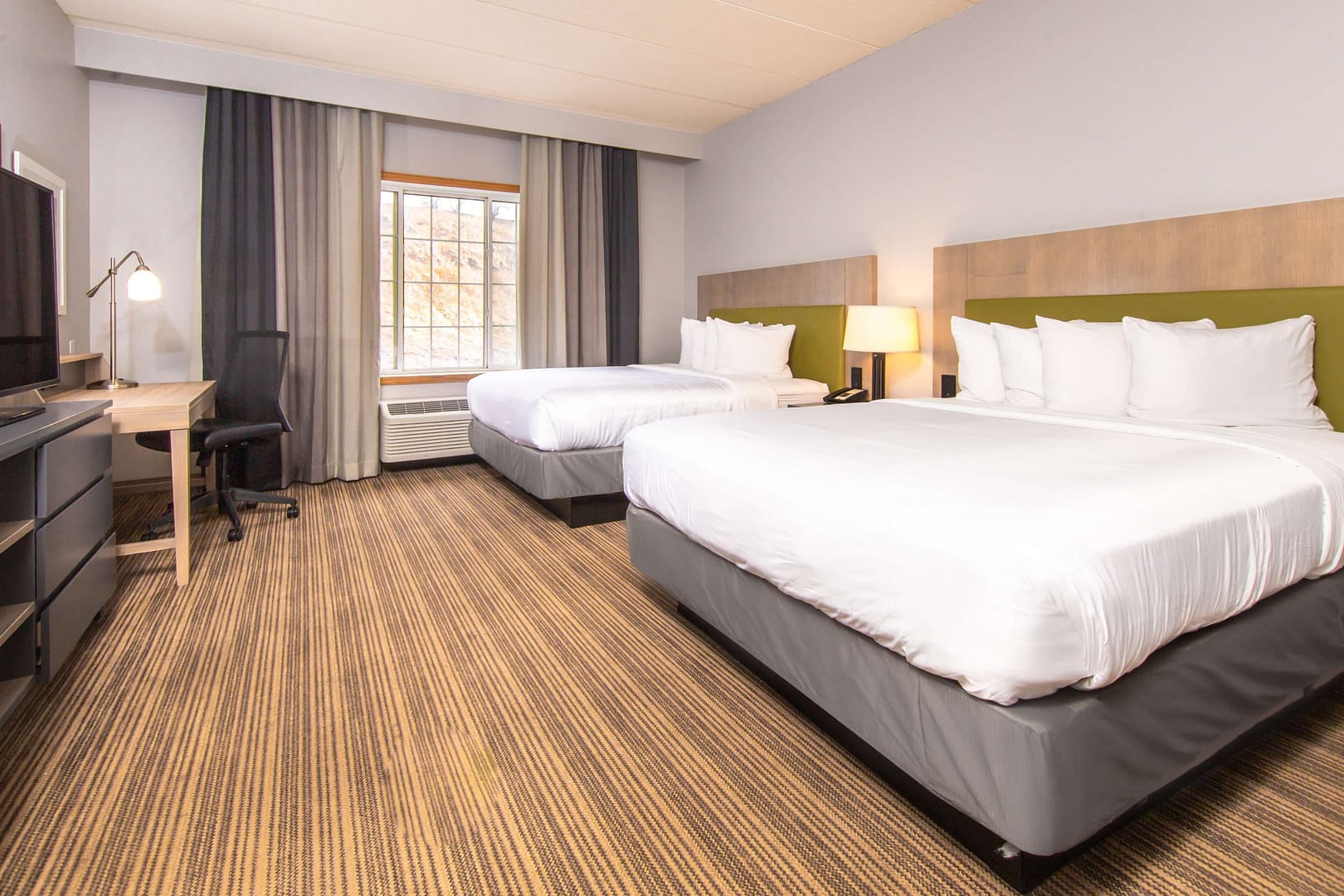 Bedroom view of Country Inn & Suites by Radisson, Rapid City, SD