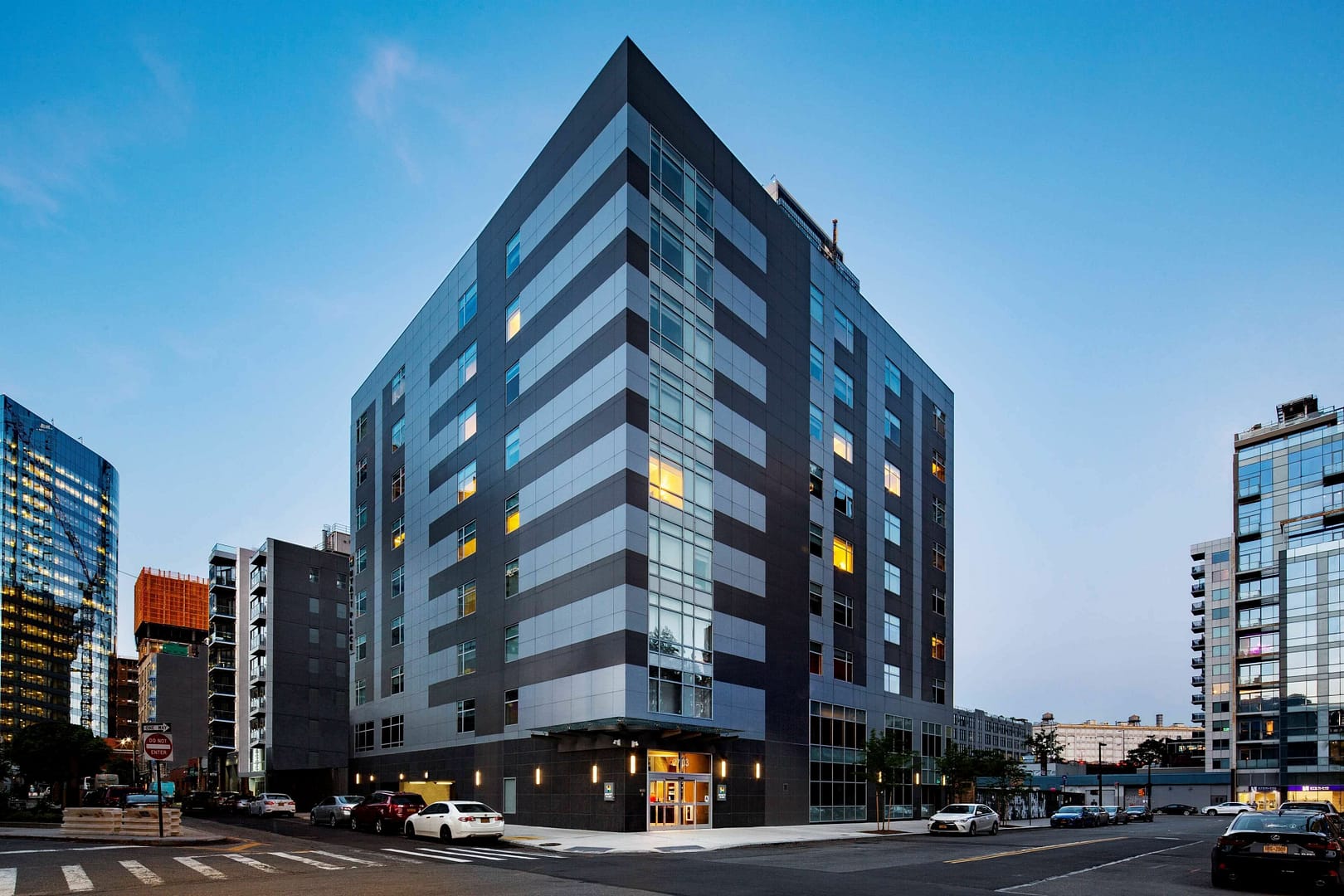 Building view of Hyatt Place Long Island City / New York City