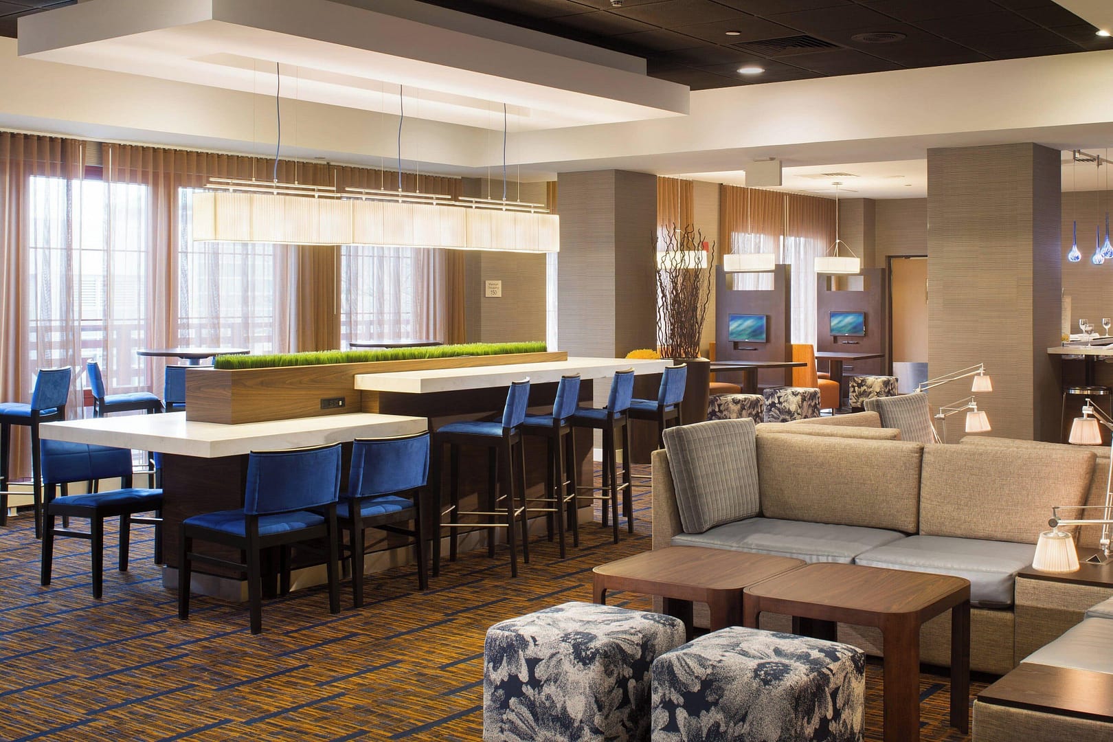 Restaurant view of Courtyard by Marriott Providence Downtown
