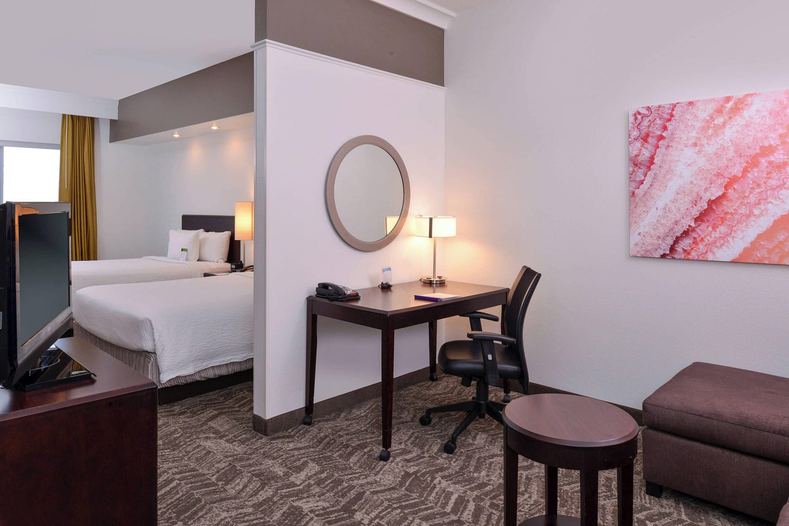 Bedroom view of SpringHill Suites by Marriott Oklahoma City Airport