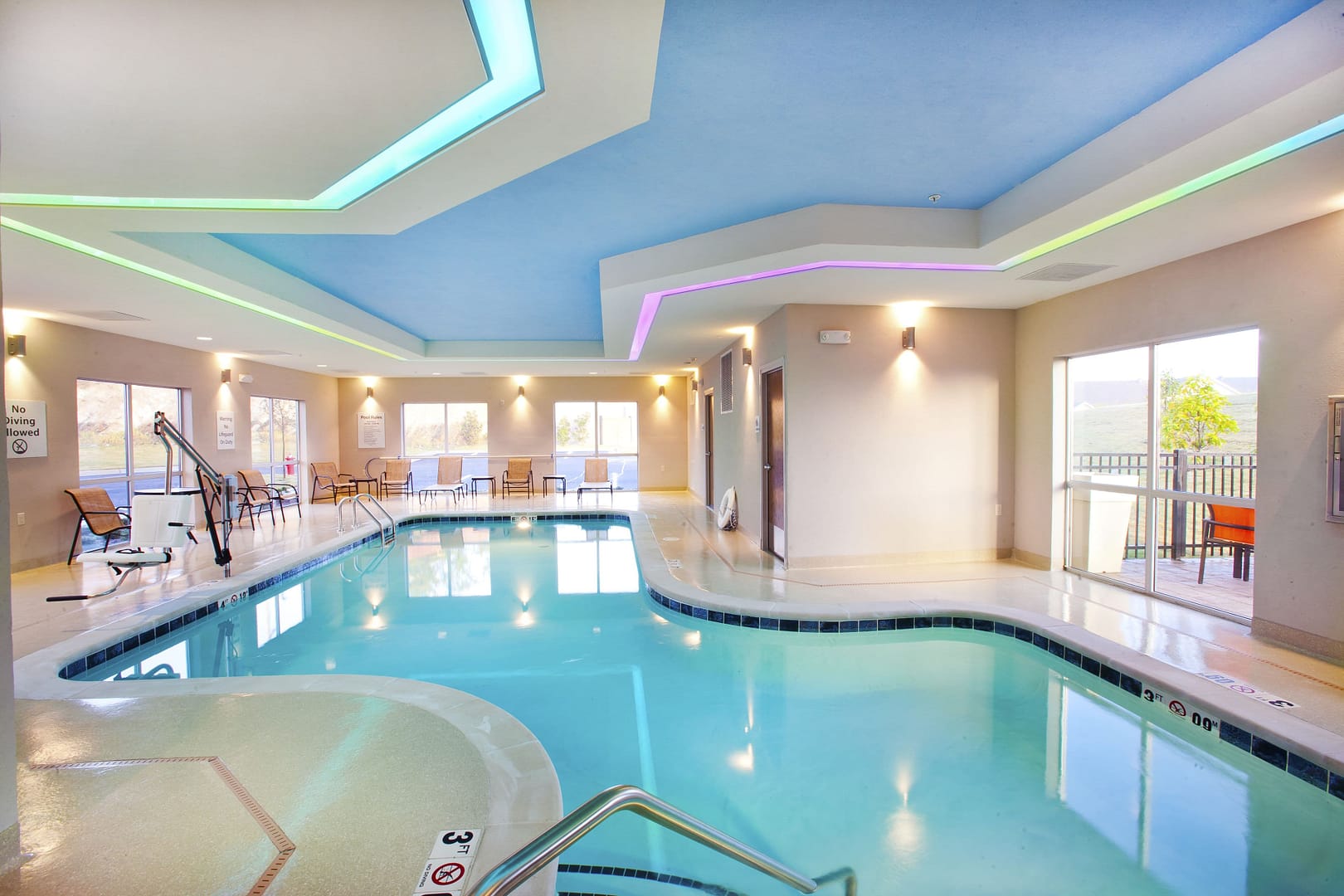 Pool view of Holiday Inn Express & Suites Hot Springs, an IHG Hotel
