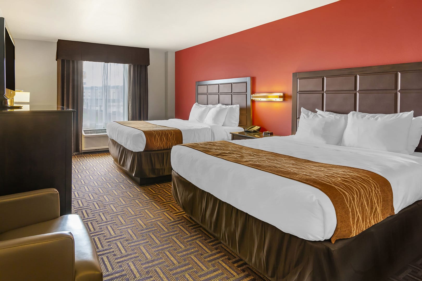 Bedroom view of Comfort Suites Minot