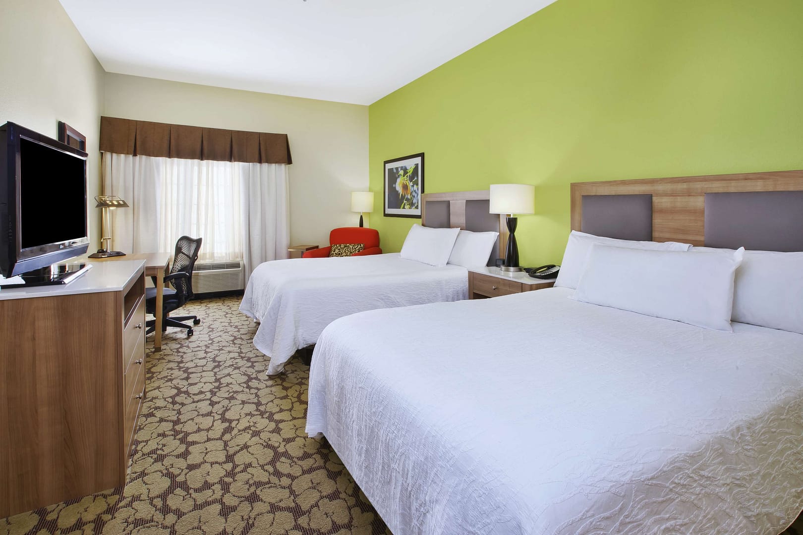 Bedroom view of Hilton Garden Inn Wichita