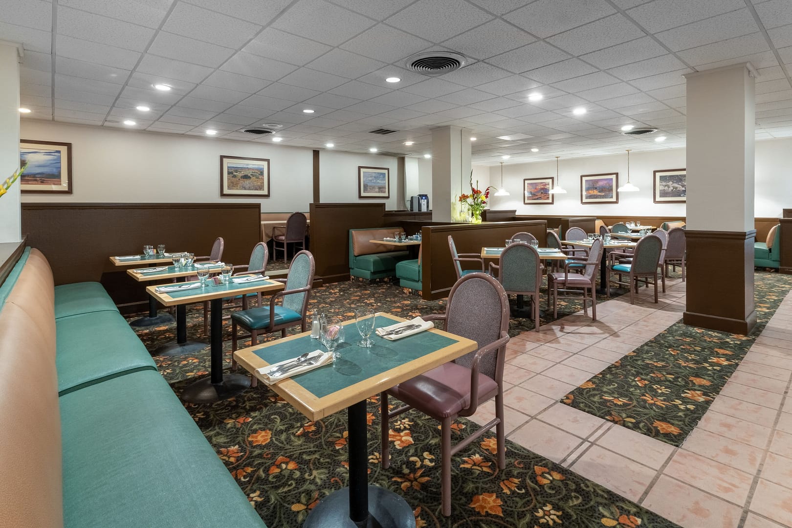 Restaurant view of Ramada by Wyndham Reno Hotel & Casino