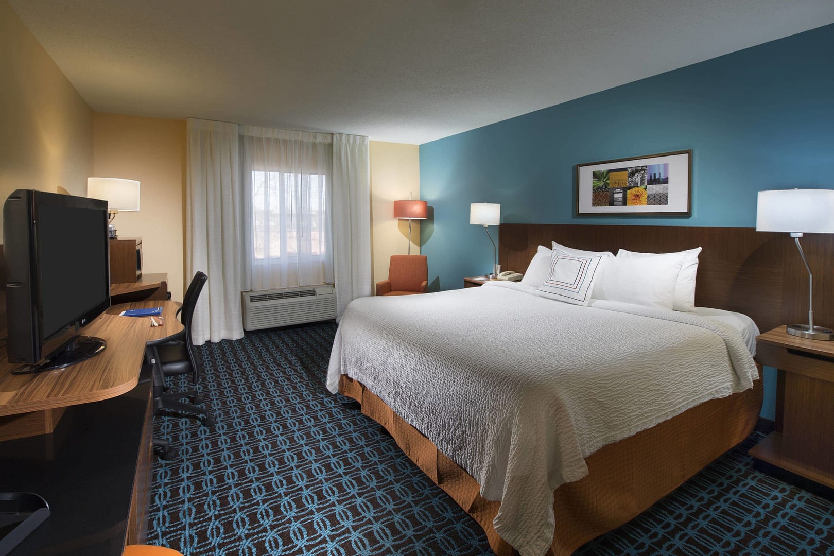 Bedroom view of Fairfield Inn Huntsville