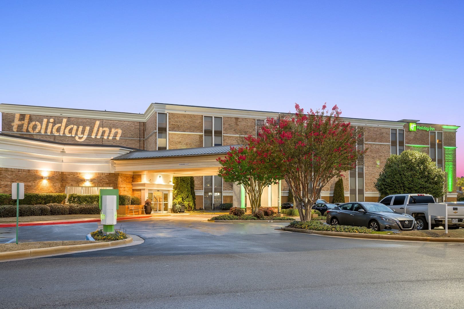 Building view of Holiday Inn Huntsville Research Park, an IHG Hotel