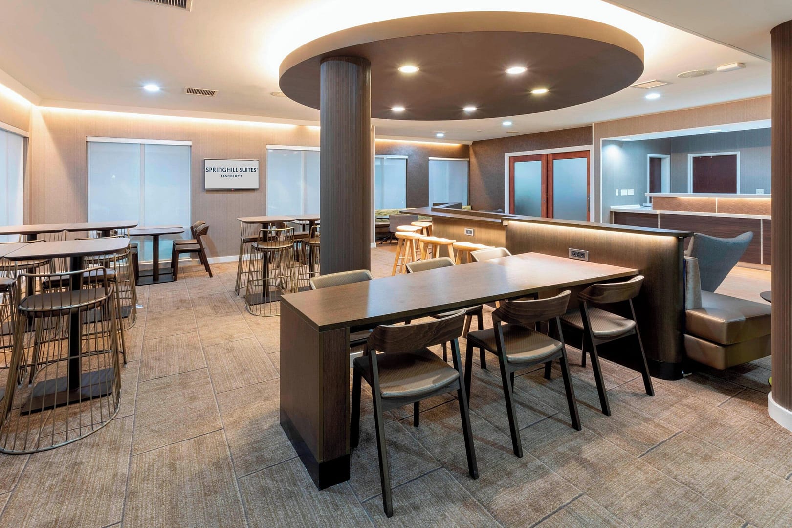 Restaurant view of Springhill Suites Rochester Mayo Clinic Area Saint Marys