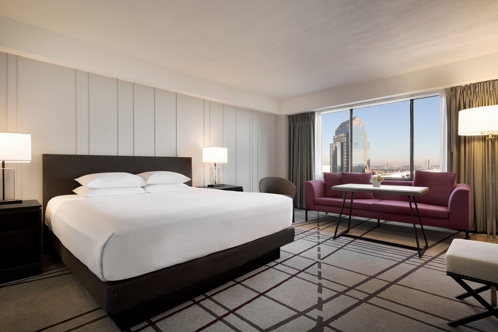 Bedroom view of Hyatt Regency Louisville