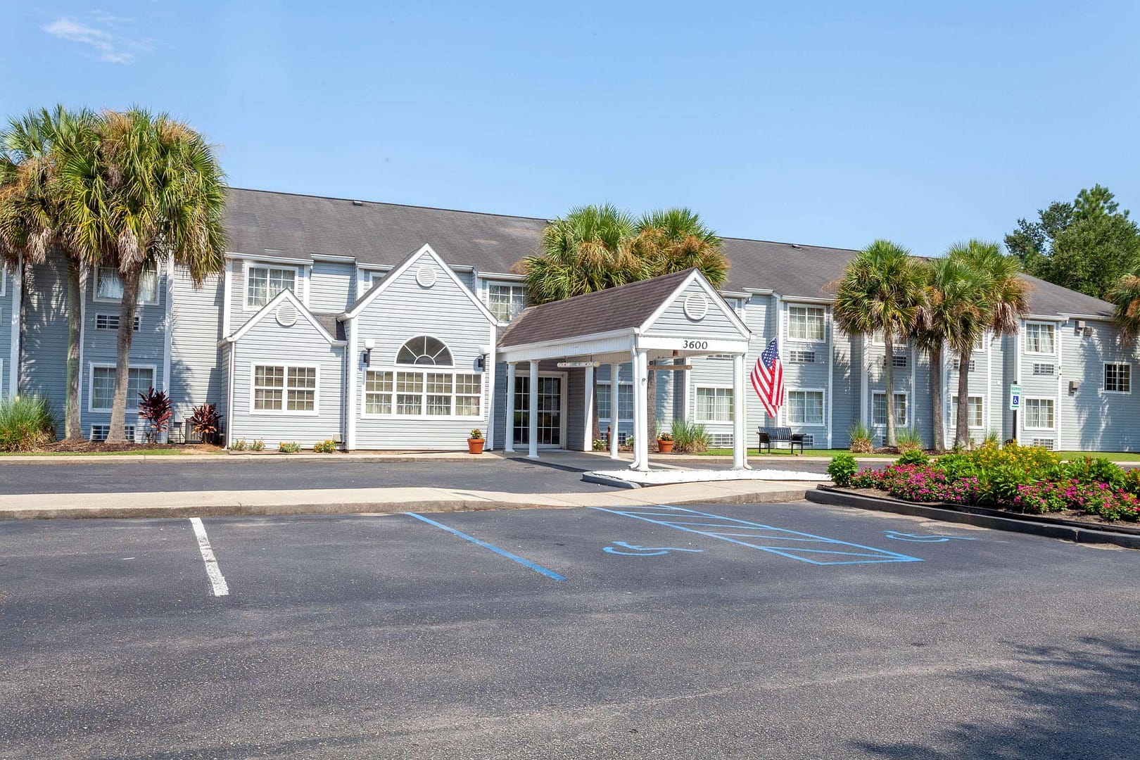 Building view of Microtel Inn & Suites by Wyndham Gulf Shores