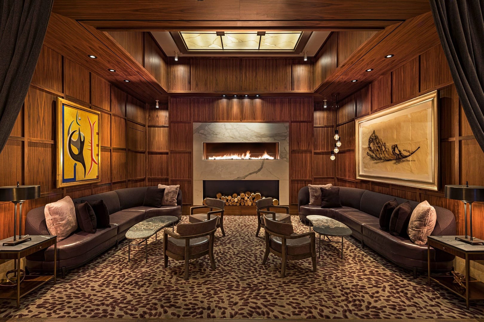 Lounge view of The Ritz-Carlton, Boston