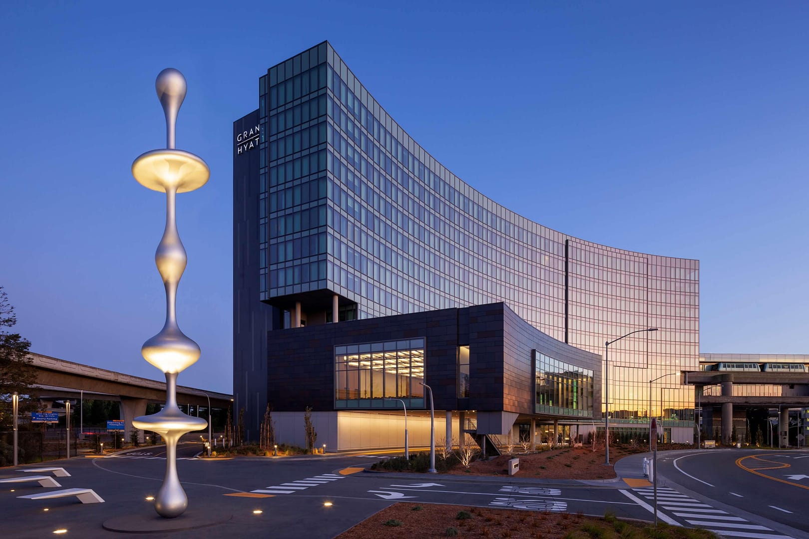 Building view of Grand Hyatt at SFO