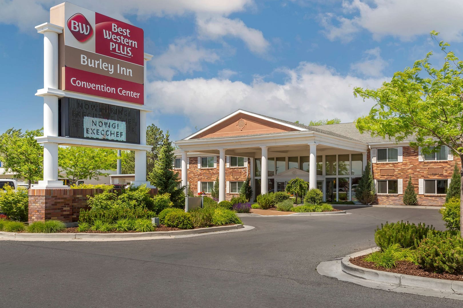 Building view of Best Western Plus Burley Inn & Convention Center