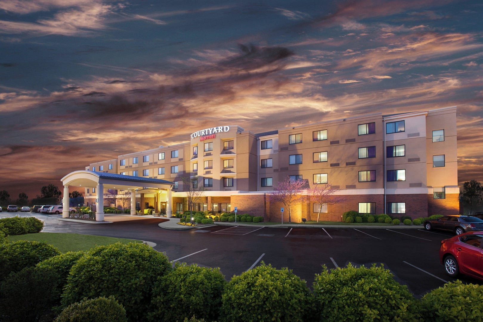 Building view of Courtyard by Marriott Fayetteville