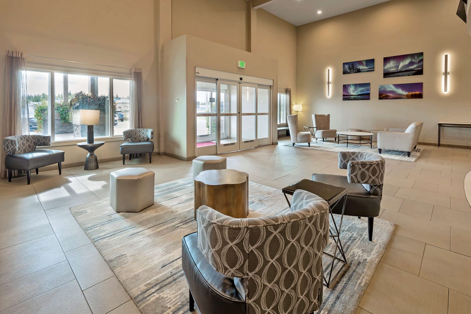 Lobby view of Best Western Plus Chena River Lodge